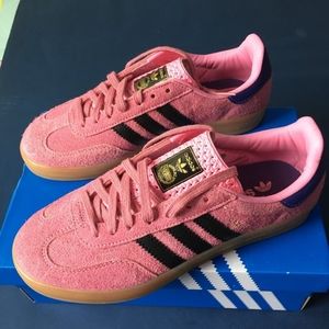 Meet your Posher, Mureen